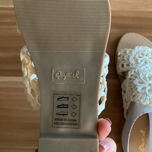 White crocheted sandals. - Picture 2 of 3